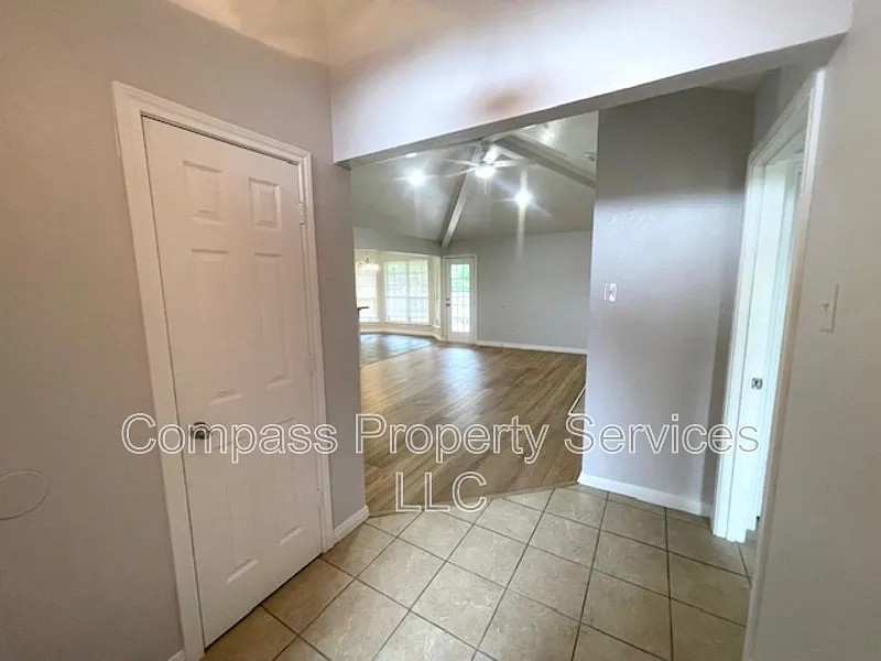 2924 Palomino Trl - Photo 3 of 13