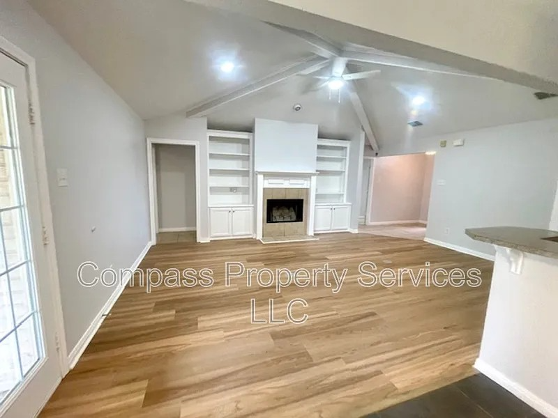 2924 Palomino Trl - Photo 4 of 13