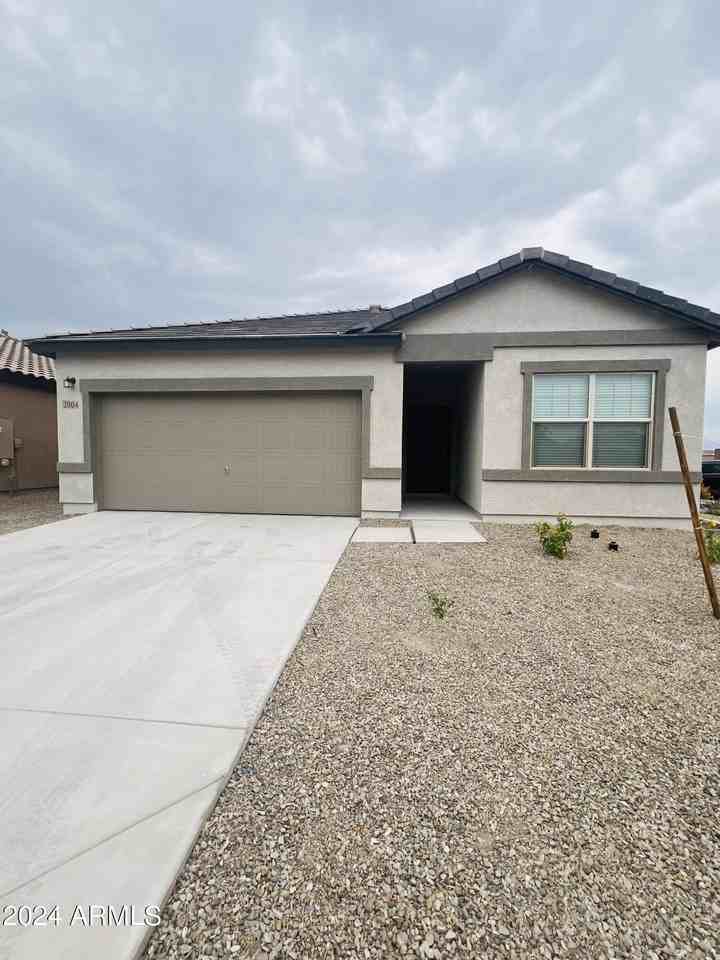 2004 E Driftwood Dr - Photo 2 of 24