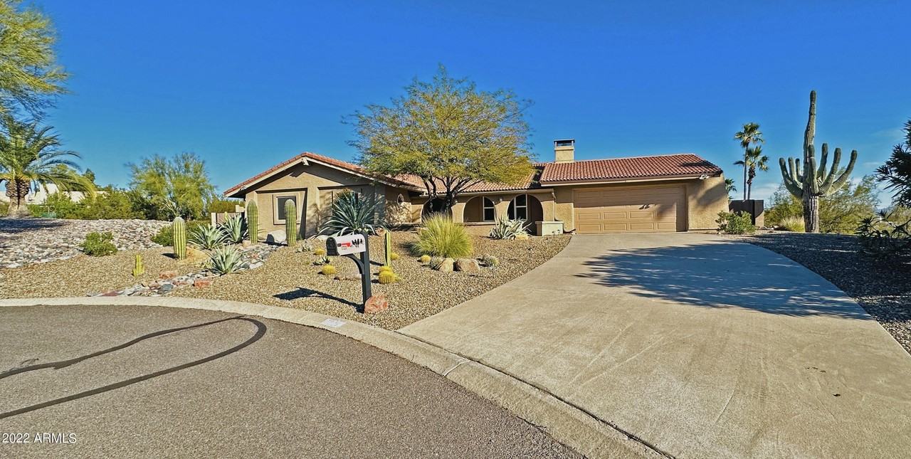 17221 E Lantern Ln - Photo 2 of 45