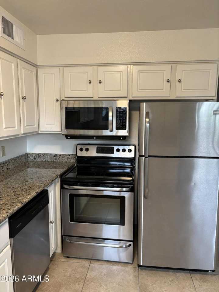 4111 E Camelback Rd #17 - Photo 5 of 20