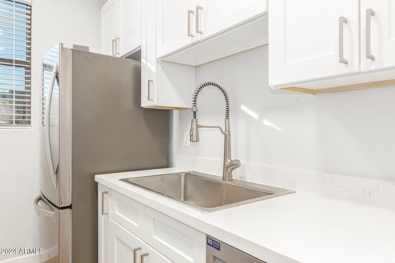 13818 N Saguaro Blvd #202 - Photo 5 of 29