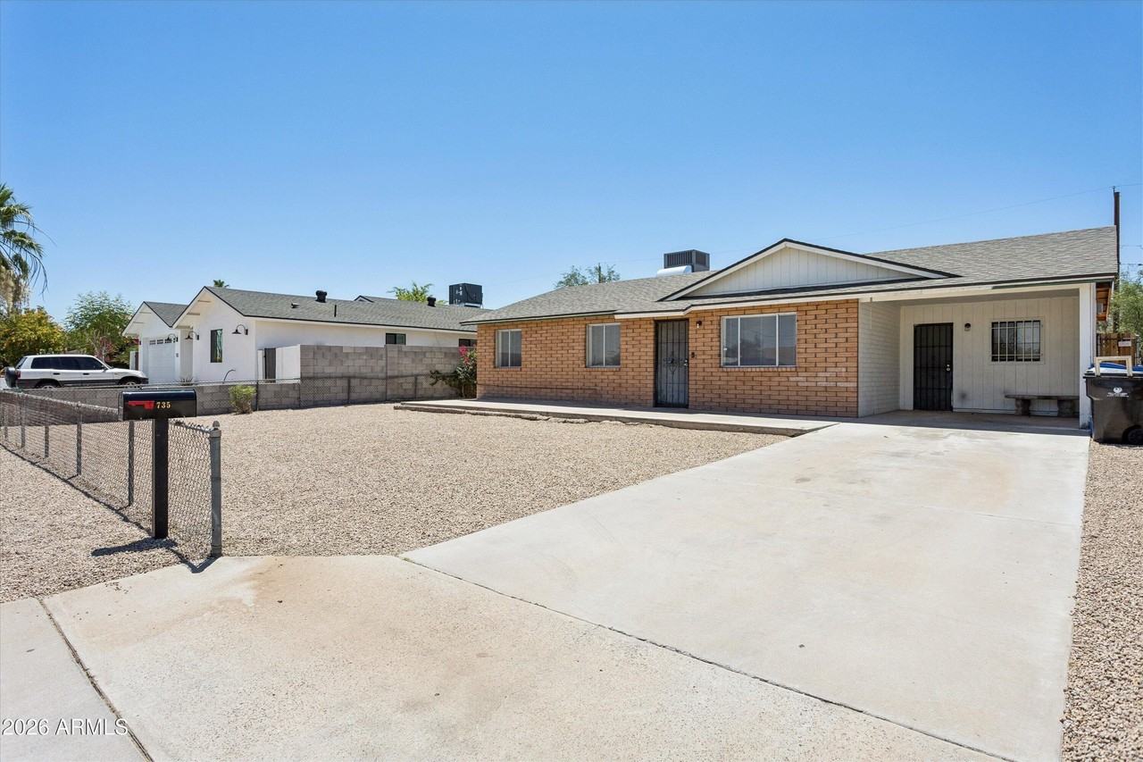 735 E South Mountain Ave - Photo 3 of 41