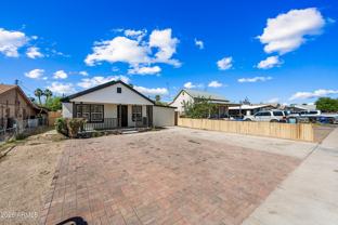 750 W 1st Pl - Photo 1 of 1