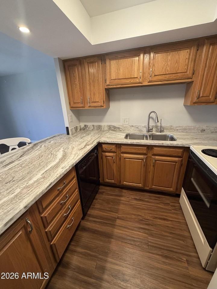 10330 W Thunderbird Blvd #C309 - Photo 2 of 21