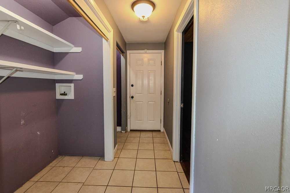 541 Spruce Ln - Photo 7 of 20