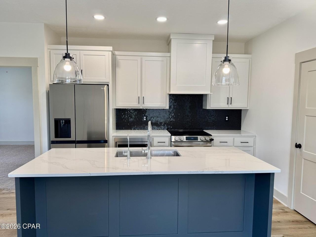 3806 Heartwood St - Photo 5 of 33