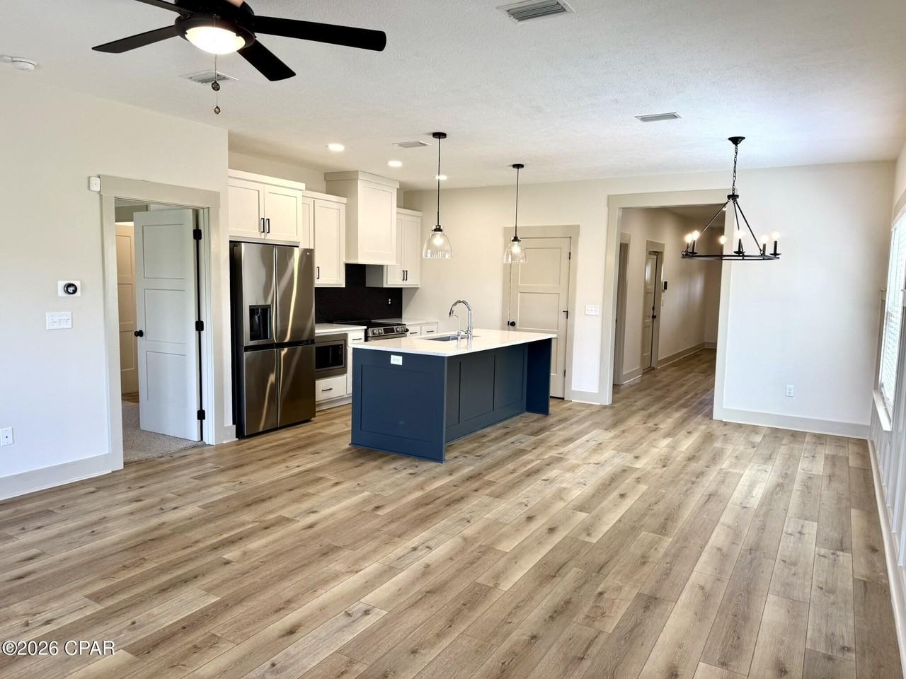 3806 Heartwood St - Photo 7 of 33