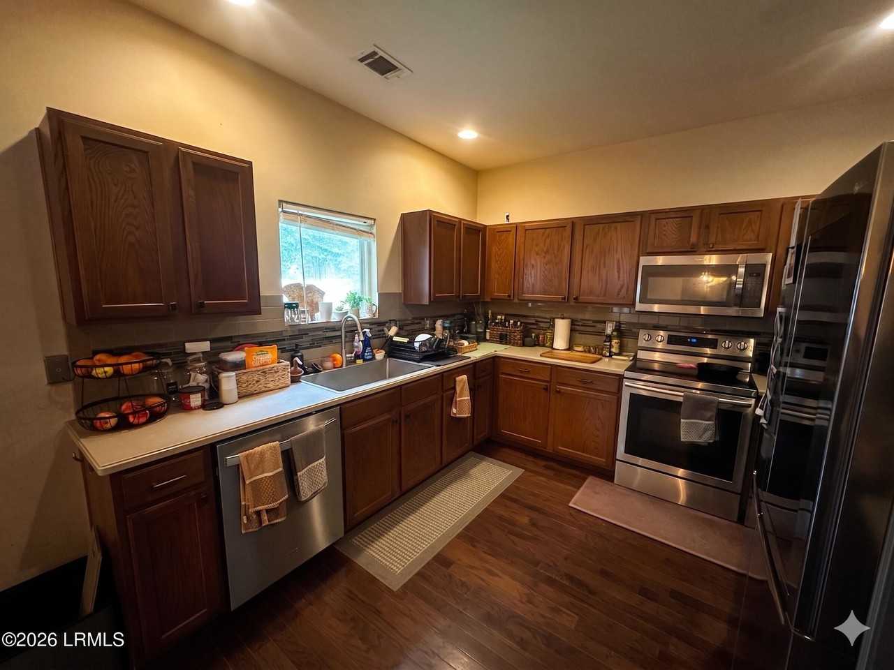 17 Cedar Creek Cir - Photo 5 of 34