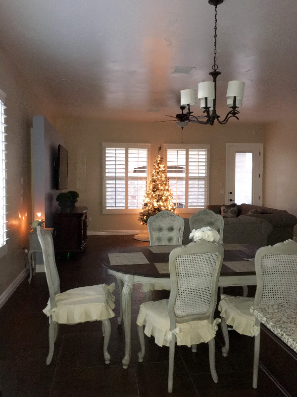 14668 Sunny Land Ave - Photo 4 of 10