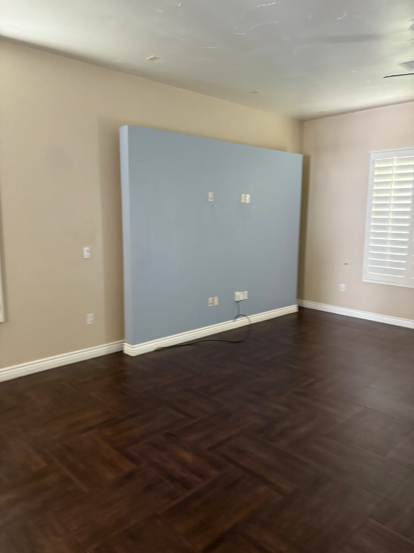 14668 Sunny Land Ave - Photo 5 of 10