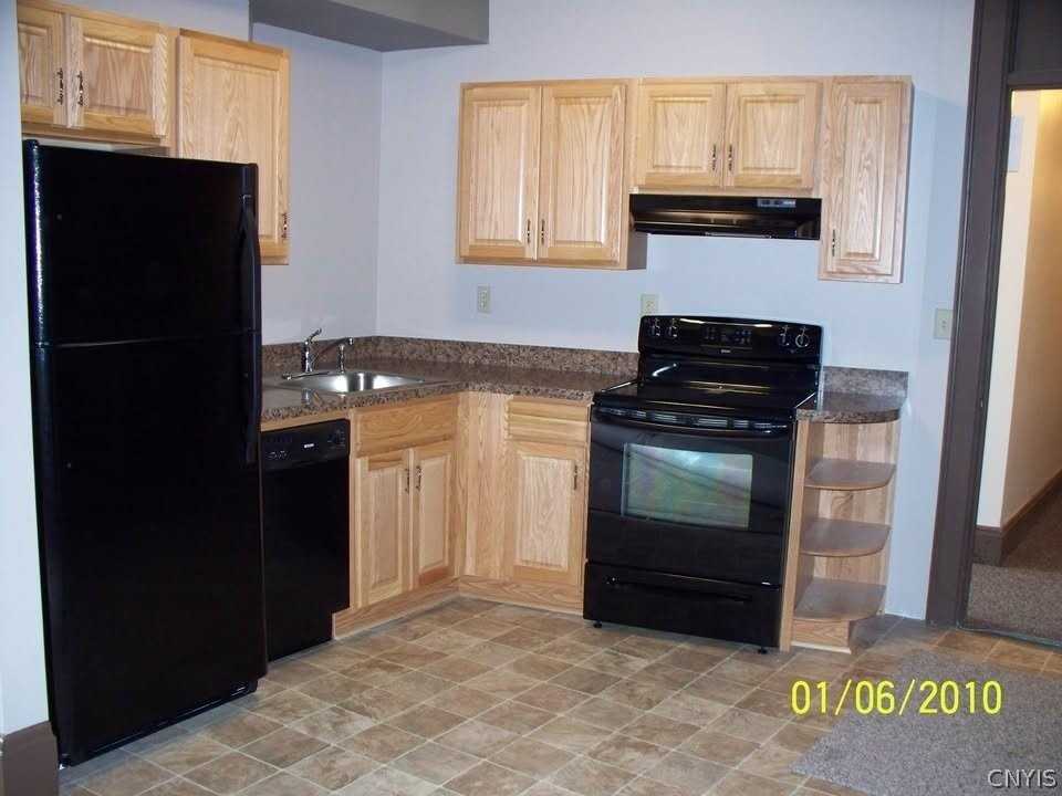 129 W Fayette St #217 - Photo 3 of 3