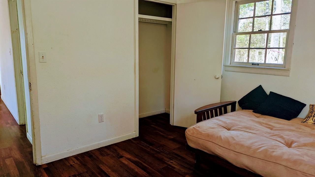 7 Arapaho Rd - Photo 6 of 18