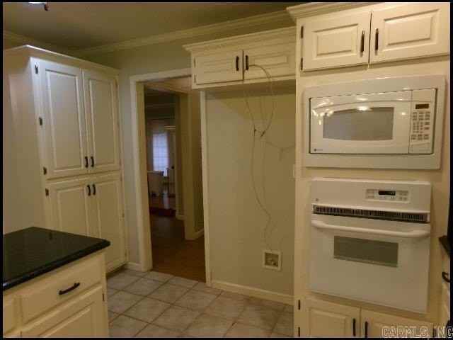 3225 Jean Cv - Photo 6 of 25