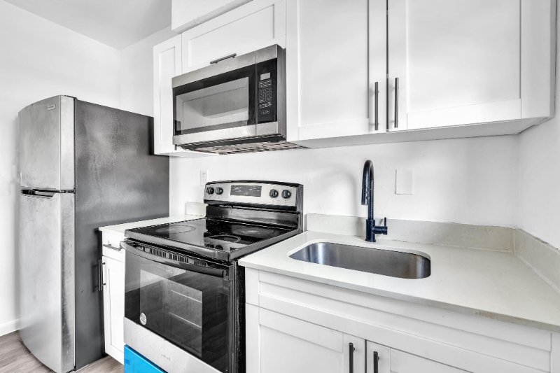 1027 Swstreet #7 - Photo 7 of 7