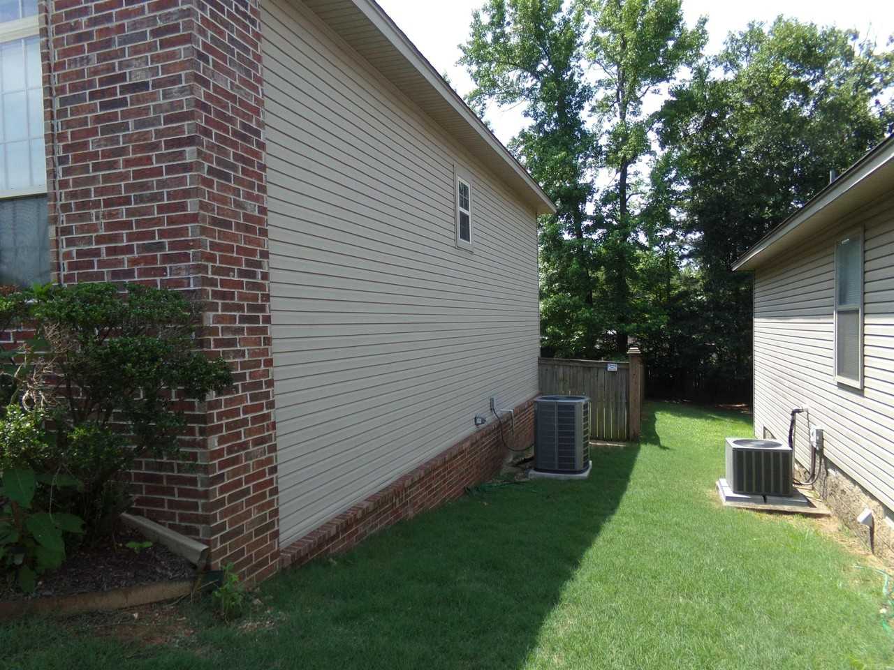 37 Woodridge Dr - Photo 3 of 6