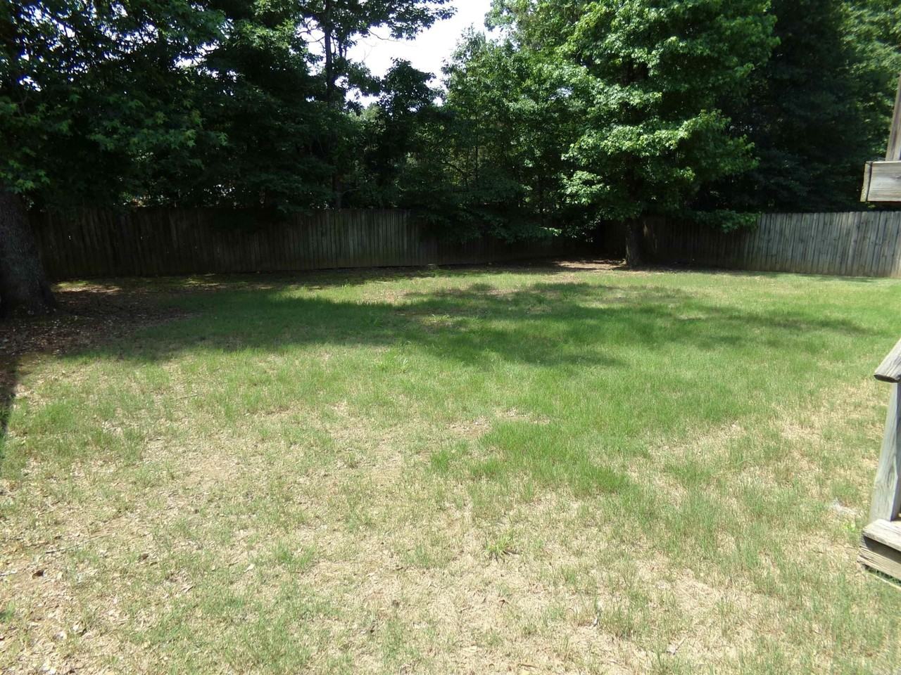 37 Woodridge Dr - Photo 5 of 6