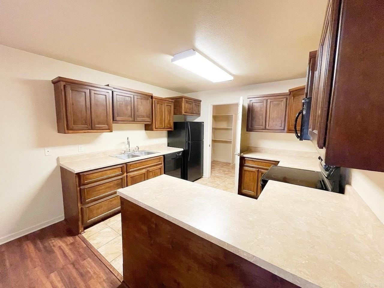 105 Parkshores Rd #A - Photo 2 of 11