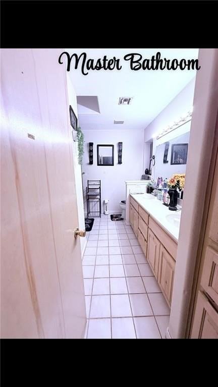 2809 Quebec Dr - Photo 2 of 14