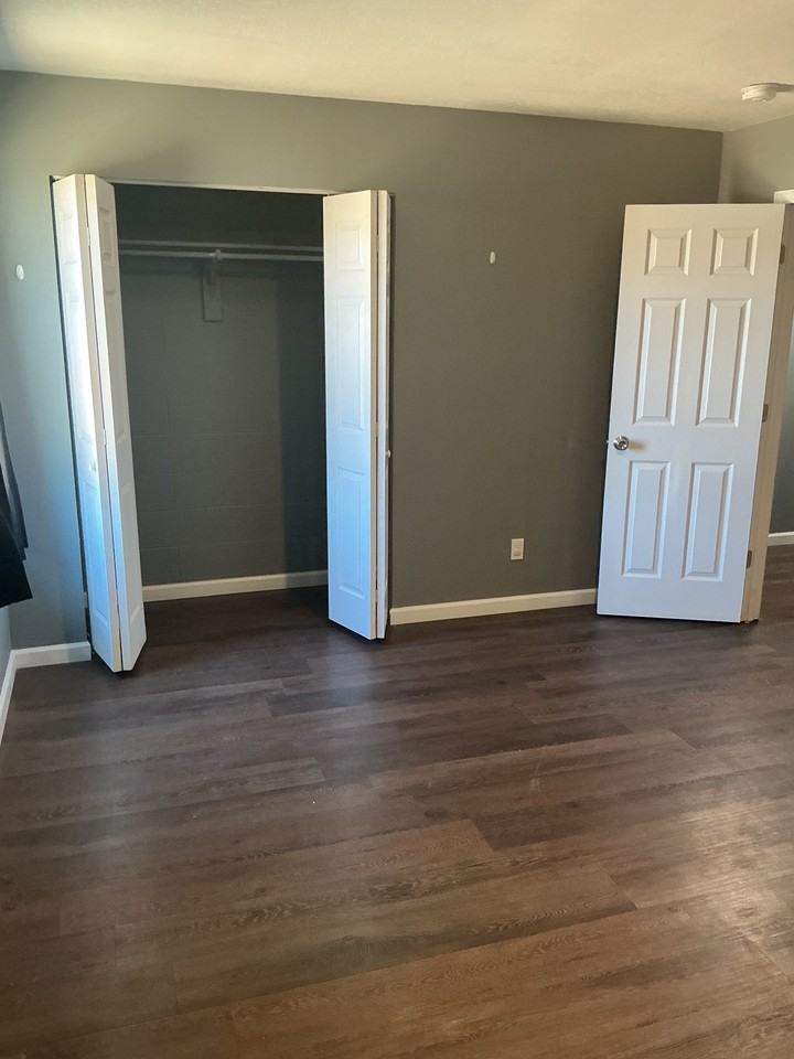 800 Yucca Dr #3 - Photo 2 of 4