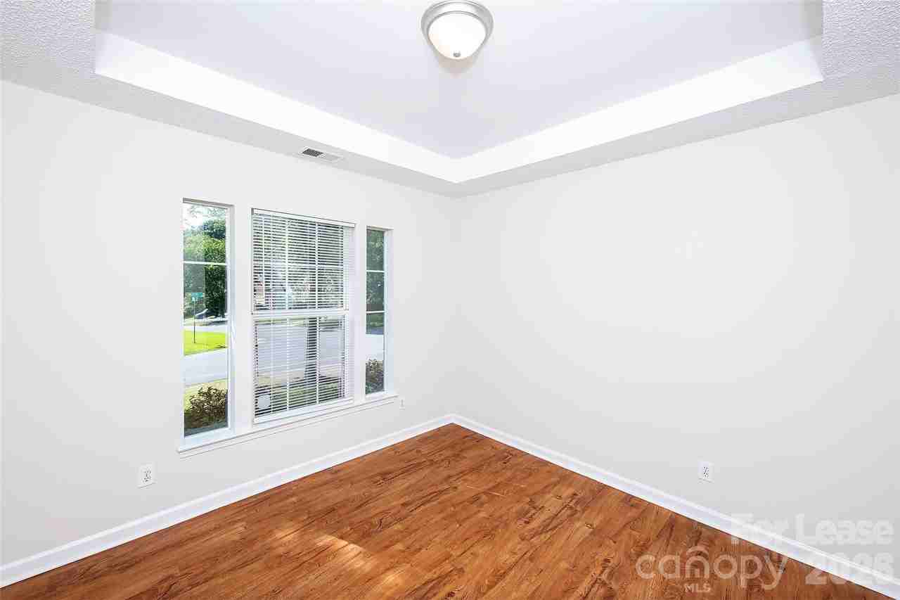 7405 Wapiti Ct - Photo 5 of 23