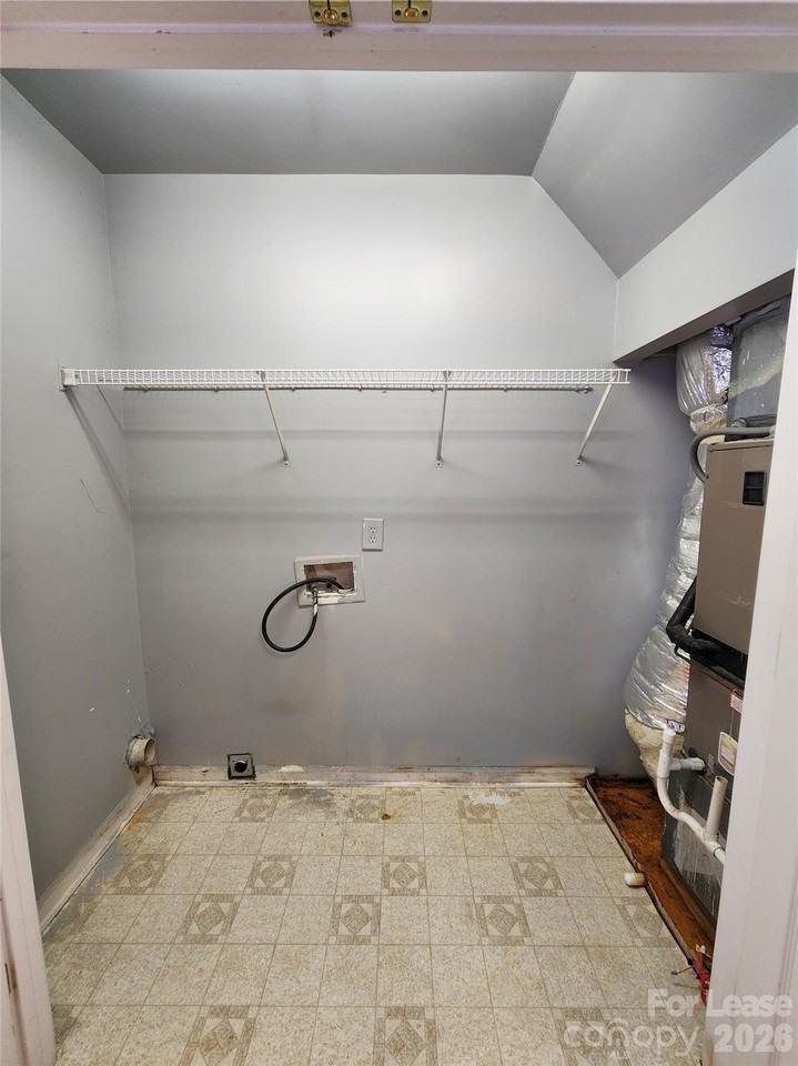 2508 S Ridge Ave - Photo 6 of 14
