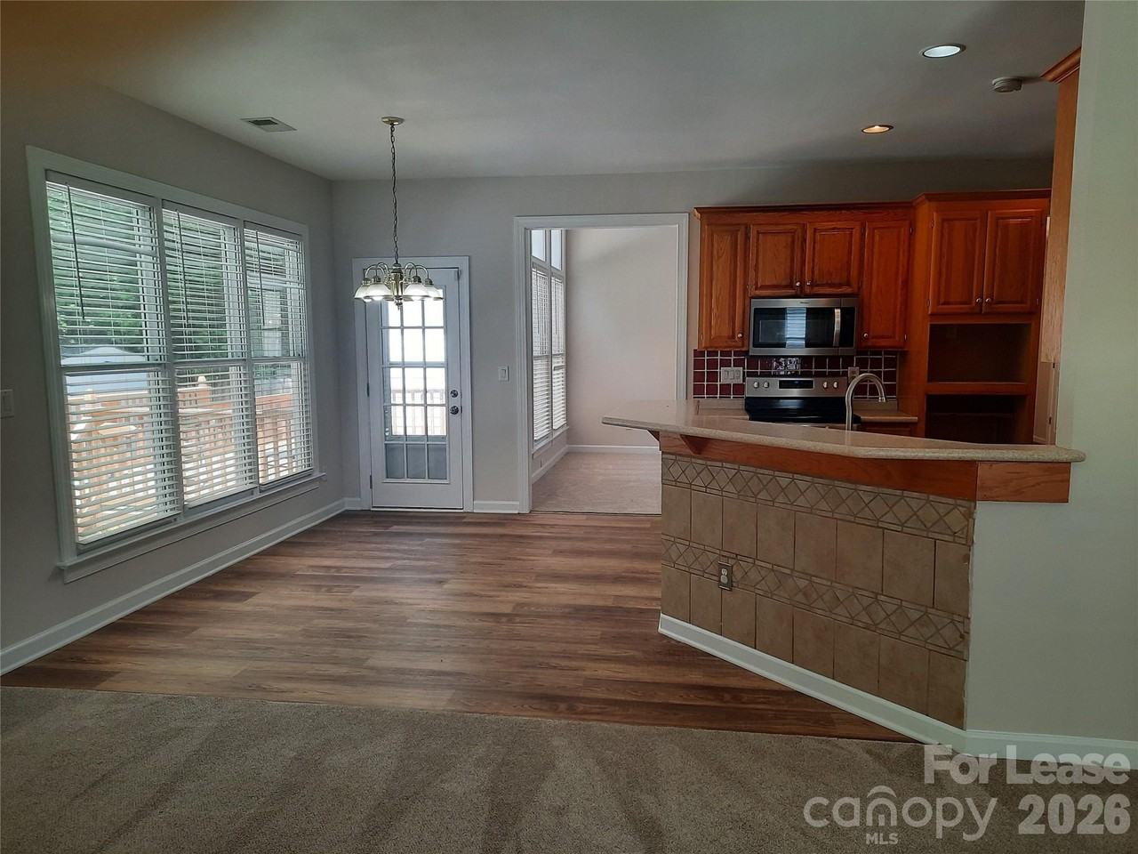 3108 Castlemaine Dr - Photo 6 of 15