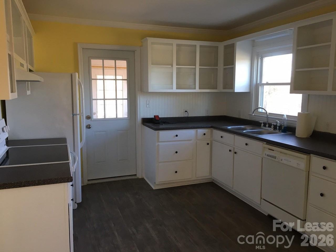 445 Bess Town Rd - Photo 3 of 16