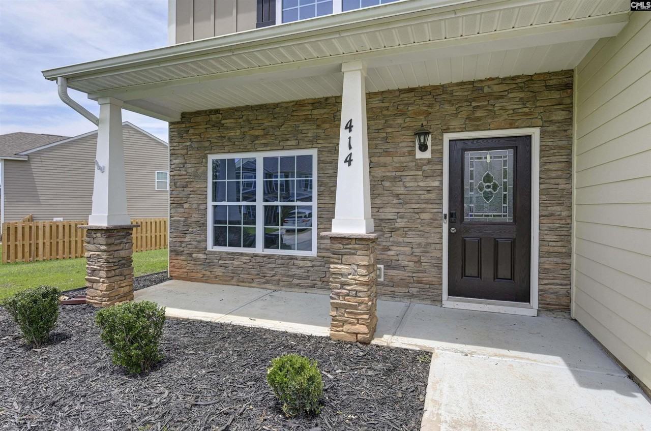 414 Tulip Way - Photo 3 of 50