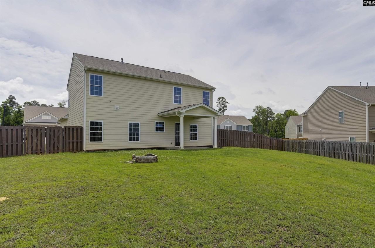 414 Tulip Way - Photo 5 of 50