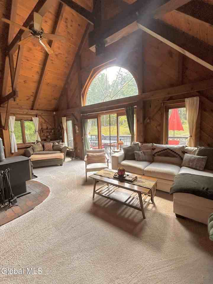 148 Ruggles Rd - Photo 5 of 19