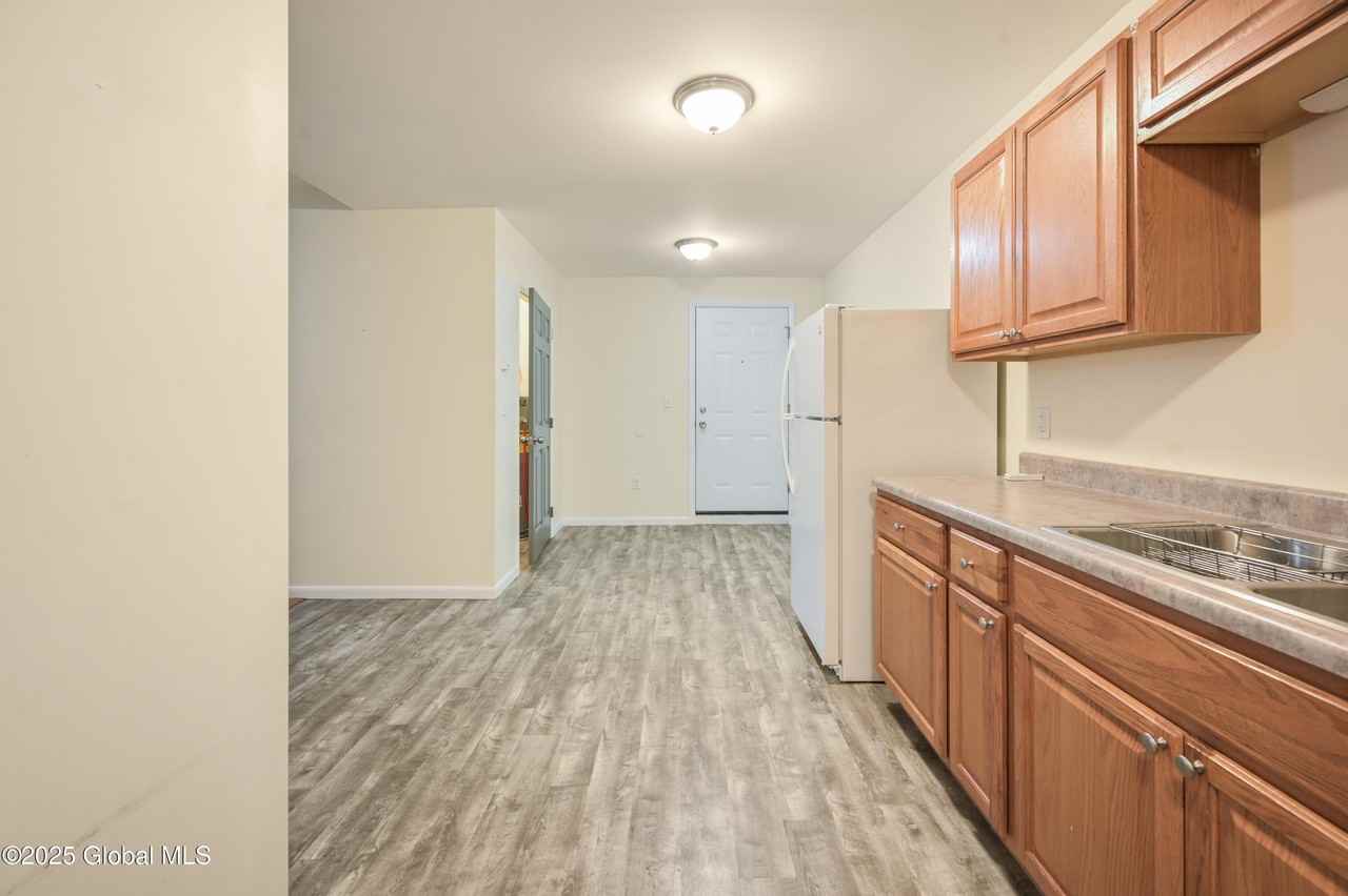 281 Main St #3 - Photo 6 of 22