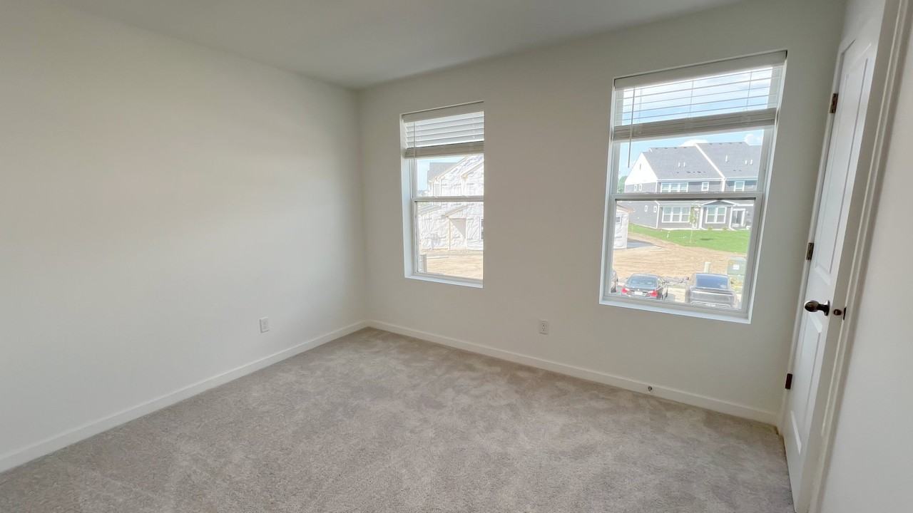 14473 103rd Pl N - Photo 5 of 20