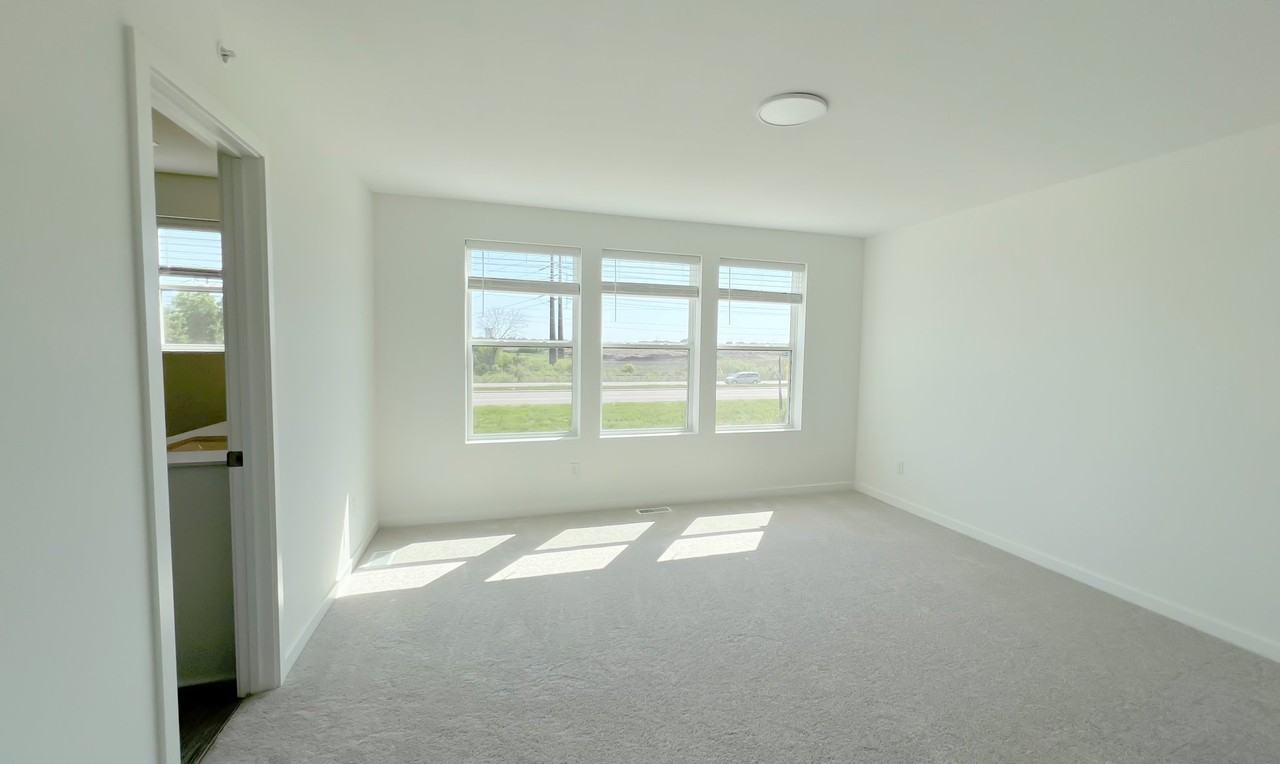 14473 103rd Pl N - Photo 7 of 20