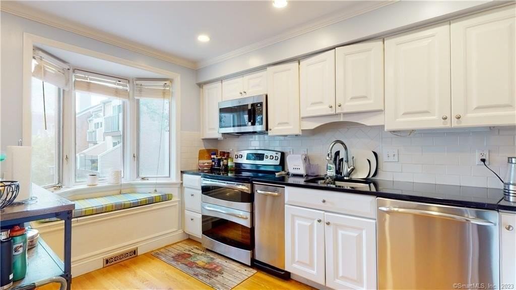 130 Forest St #130 - Photo 7 of 22