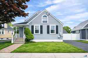 featured image of 57 Elm St