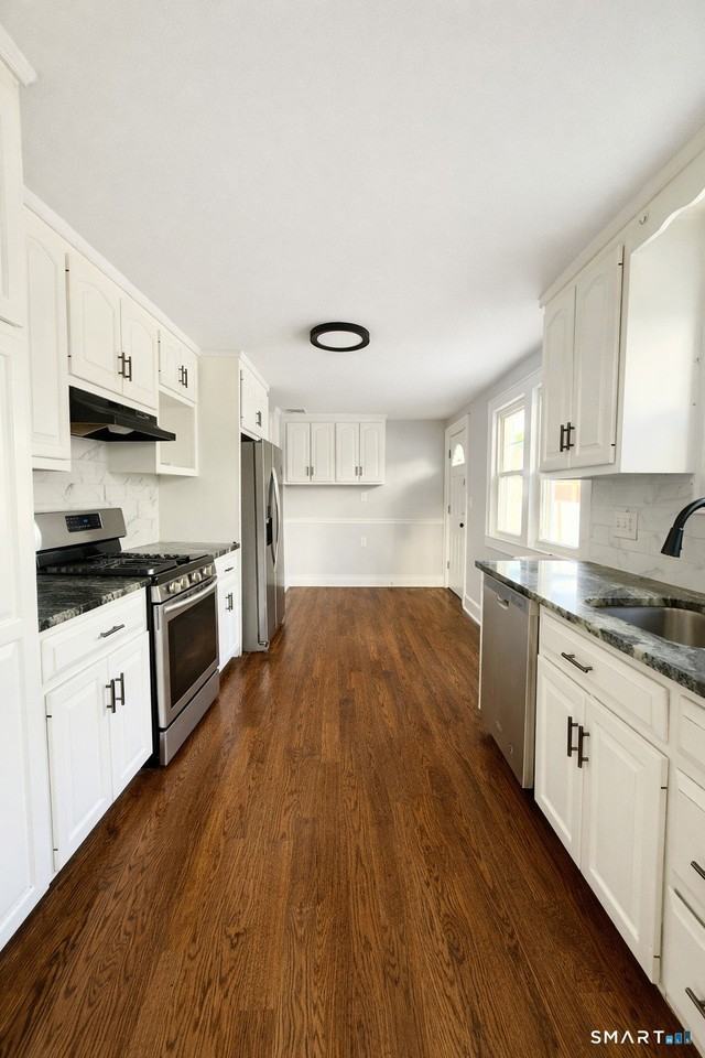 57 Elm St - Photo 6 of 31
