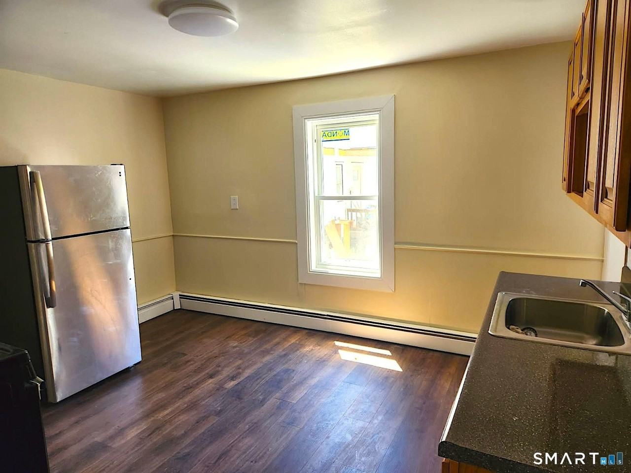 280 Park Ave - Photo 3 of 10