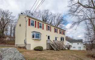 featured image of 22 Maple Ave