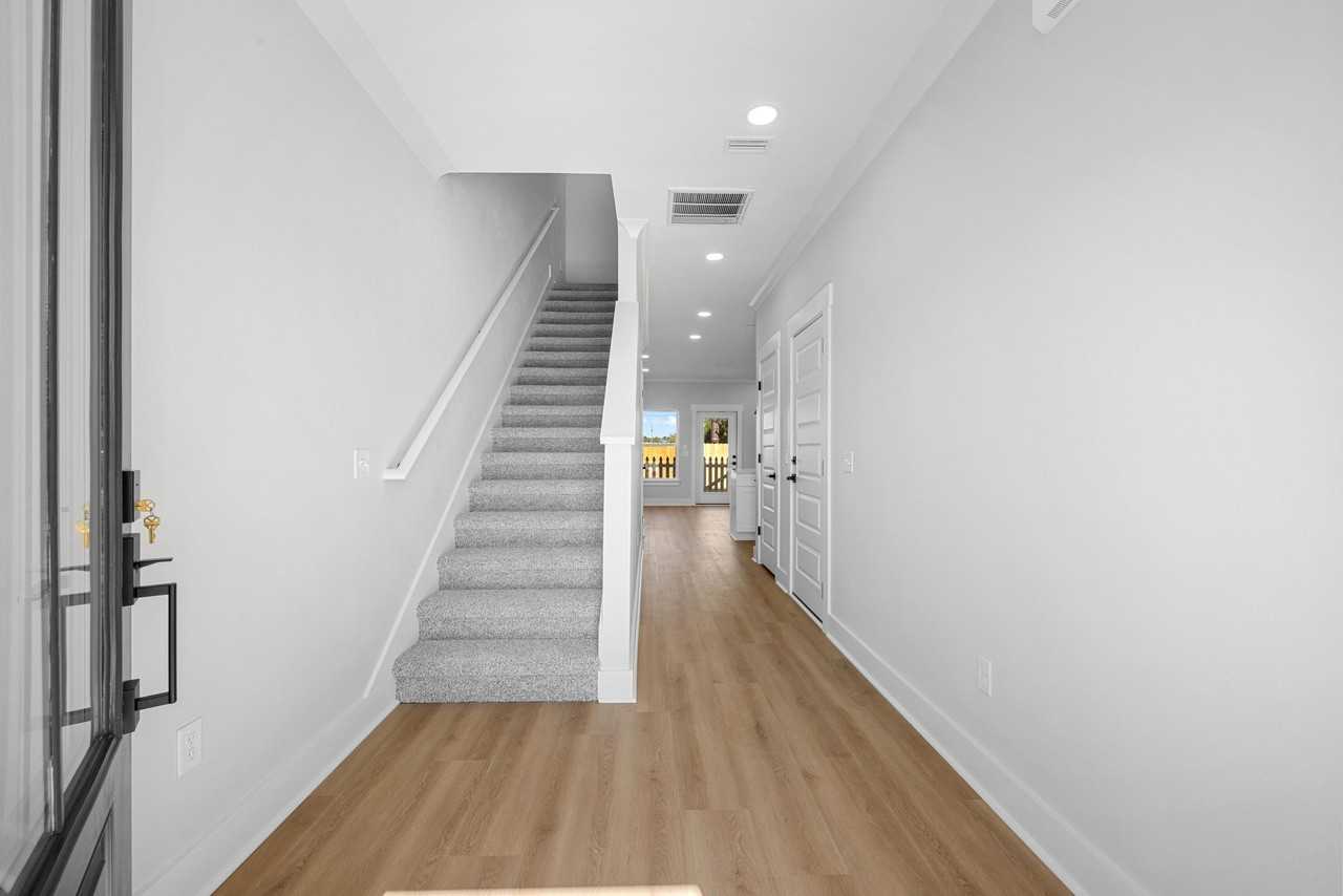 710 Dale Pl #3 - Photo 2 of 36