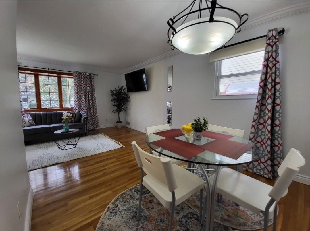 142nd Ave - Photo 2 of 9