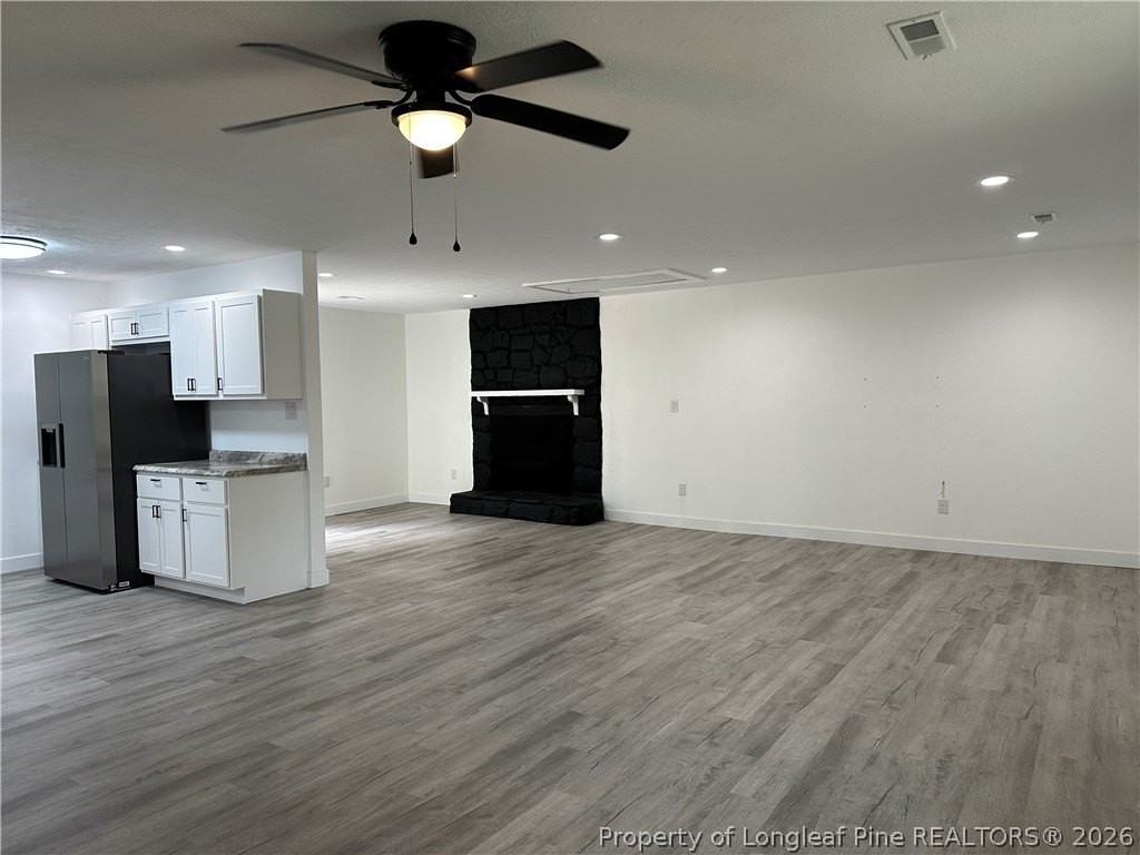 975 Lisa Ave - Photo 4 of 21
