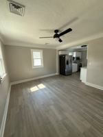 featured image of 2211 Peach St