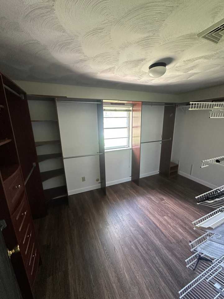 7507 Kimberly Dr - Photo 5 of 11