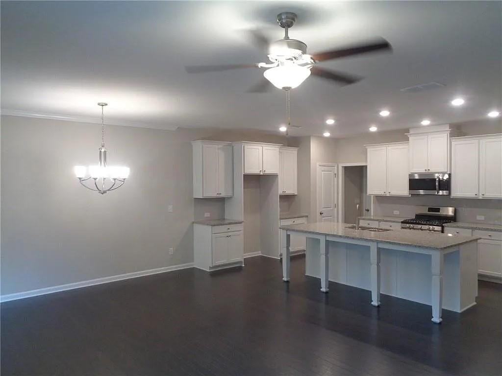669 Lansing Grove Way - Photo 3 of 29