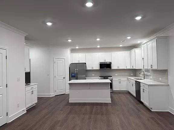 2780 Westgate Park Dr - Photo 5 of 20