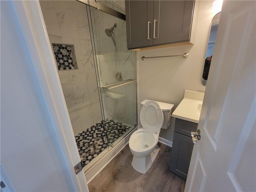 1896 Ridgewood Dr Ne #5 - Photo 3 of 4