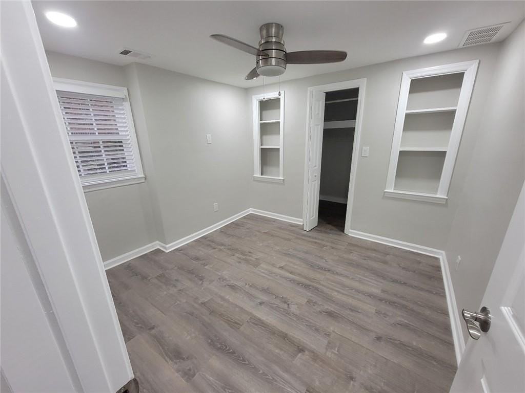 1896 Ridgewood Dr Ne #5 - Photo 4 of 4
