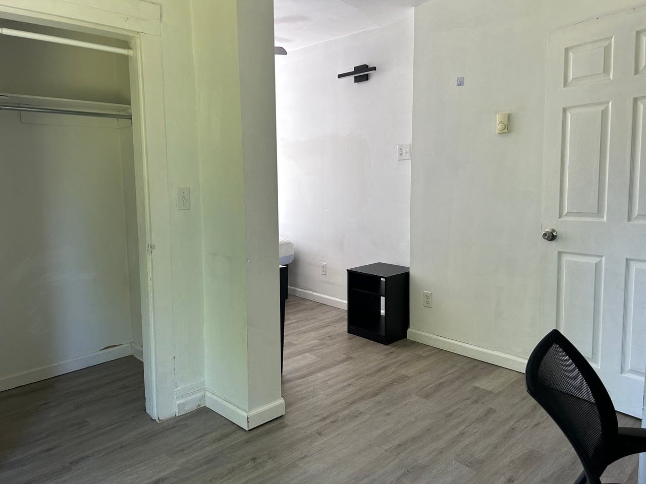 61 Walnut St #2F - Photo 7 of 13