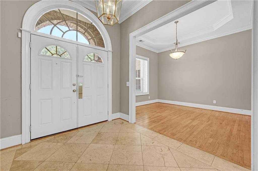 1566 Greyson Rdg - Photo 4 of 50